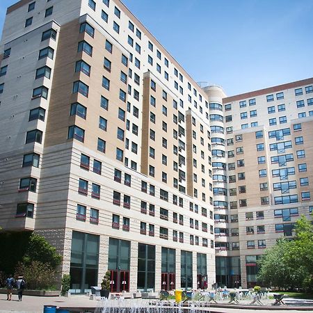 Toronto Metropolitan University- Pitman Hall Residence Zewnętrze zdjęcie